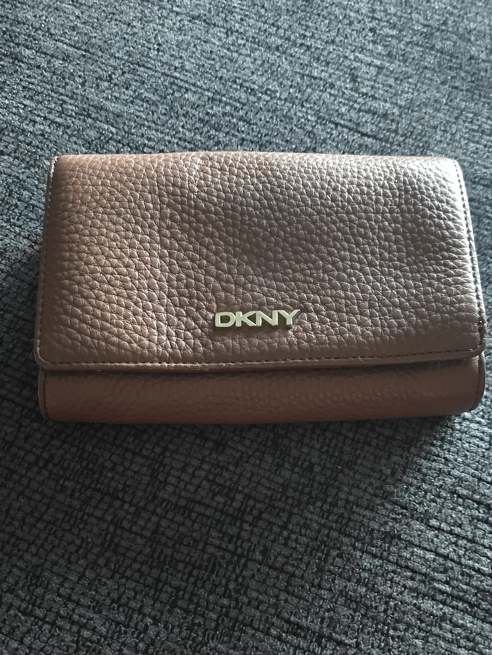 DKNY Pebbled Leather Trifold Wallet - Chestnut Brown with Gold Logo